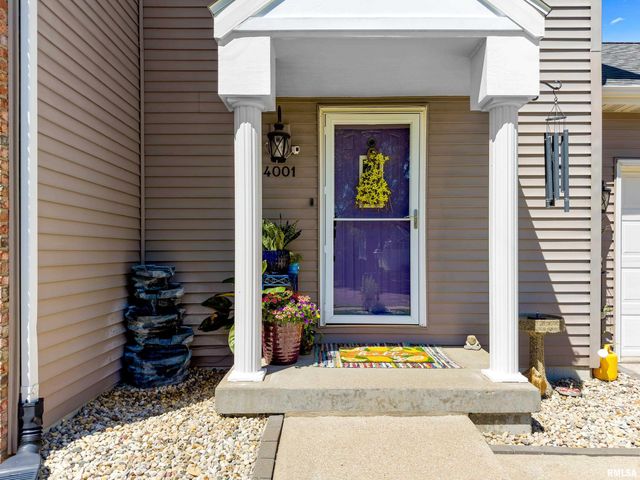4001 W CARROUSEL Lane, Peoria, IL 61615