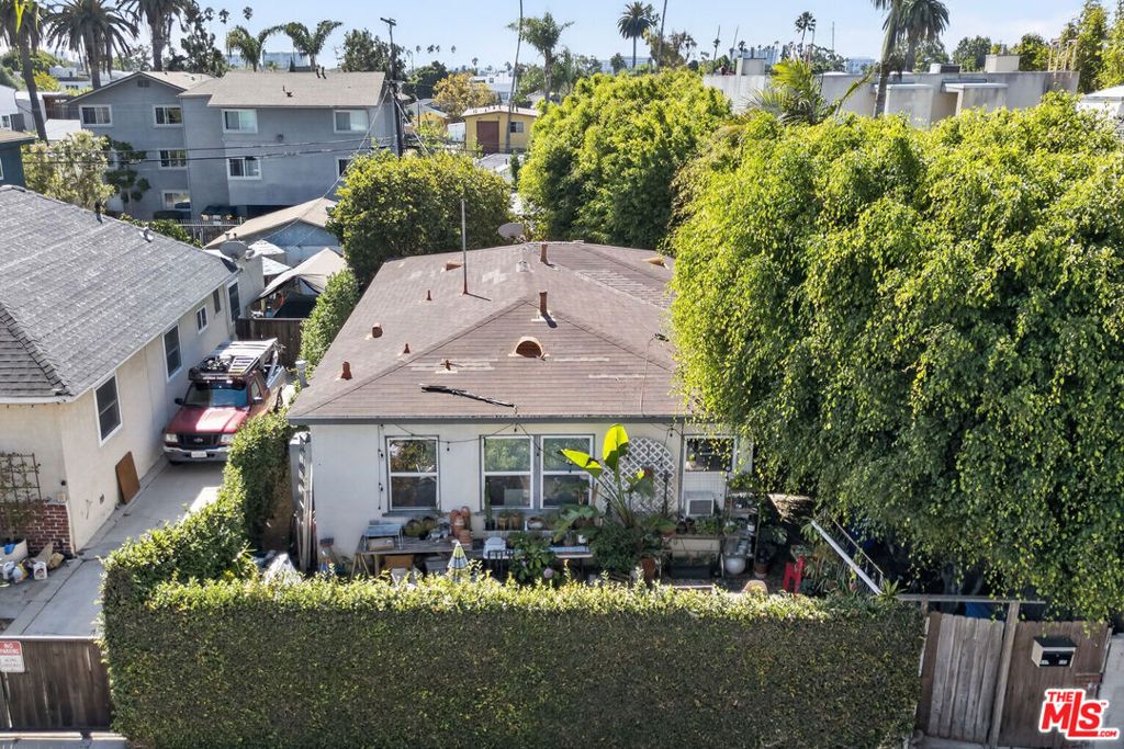 644 Vernon Avenue 644/646, Los Angeles, CA 90291 — exterior