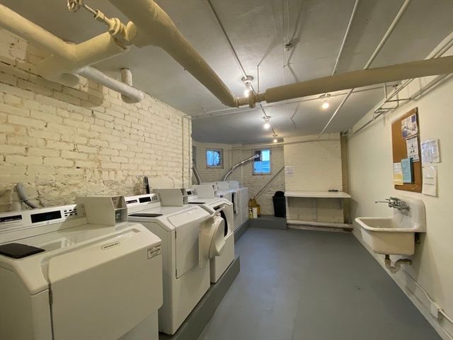 1 Dana Street 2, Cambridge, MA 02138