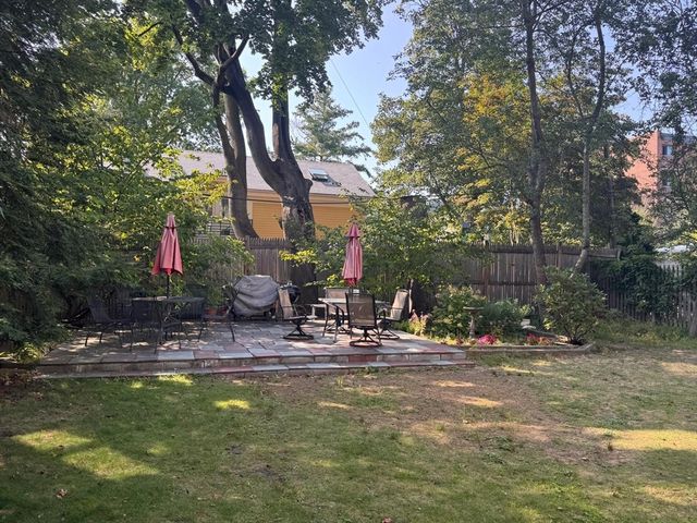 1 Dana Street 2, Cambridge, MA 02138