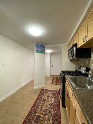 1 Dana Street 2, Cambridge, MA 02138