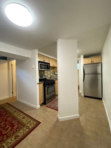 1 Dana Street 2, Cambridge, MA 02138