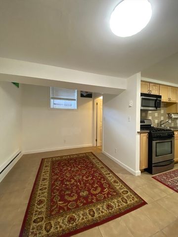 1 Dana Street 2, Cambridge, MA 02138
