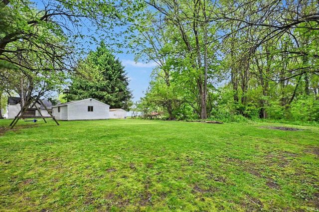 307 S Maple Street, Pierceton, IN 46562
