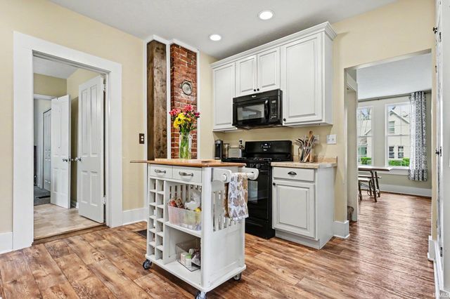 307 S Maple Street, Pierceton, IN 46562