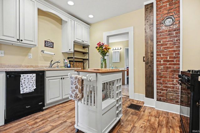 307 S Maple Street, Pierceton, IN 46562