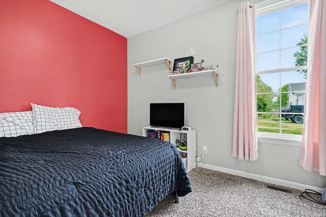 307 S Maple Street, Pierceton, IN 46562