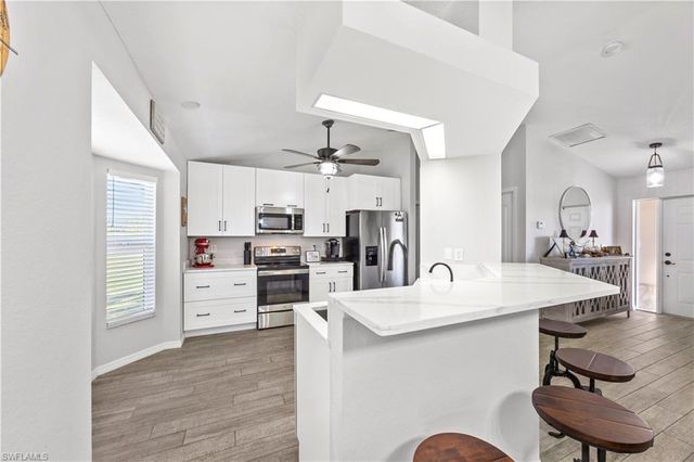 1804 SW 38th TER, Cape Coral, FL 33914