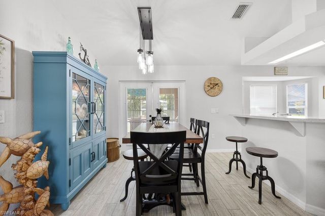 1804 SW 38th TER, Cape Coral, FL 33914