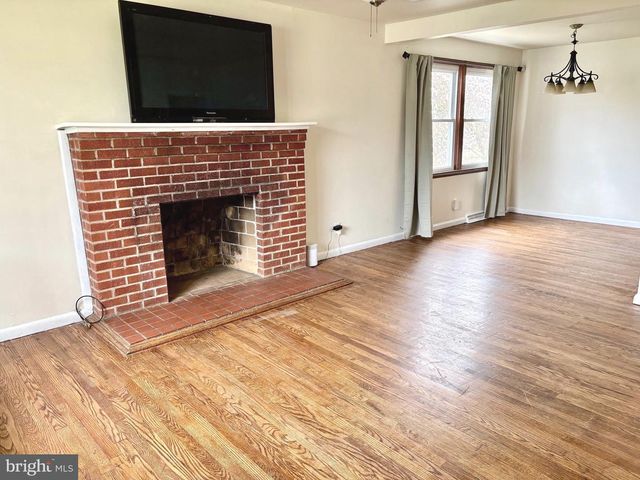 4121 5TH ST, Baltimore, MD 21225