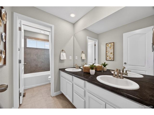 500 176th Ave, Broomfield, CO 80023