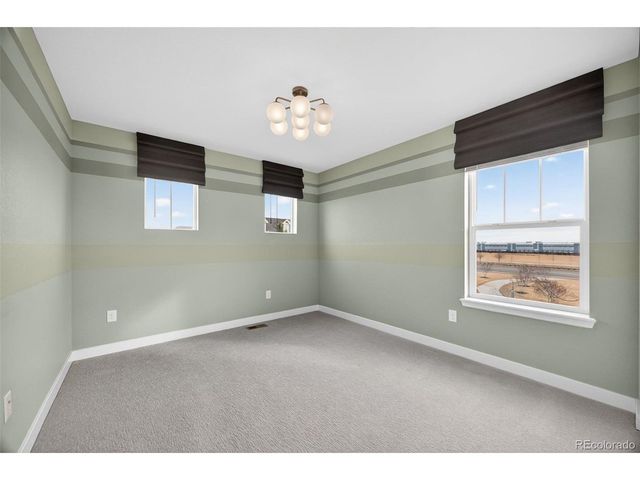 500 176th Ave, Broomfield, CO 80023