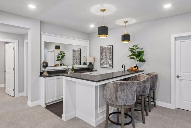 264 Wayzata Boulevard E, Wayzata, MN 55391