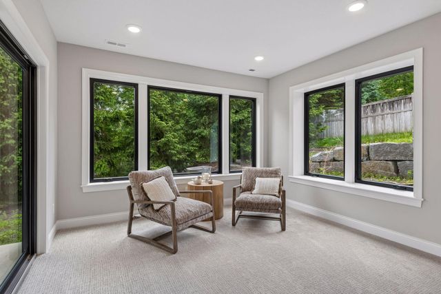 264 Wayzata Boulevard E, Wayzata, MN 55391