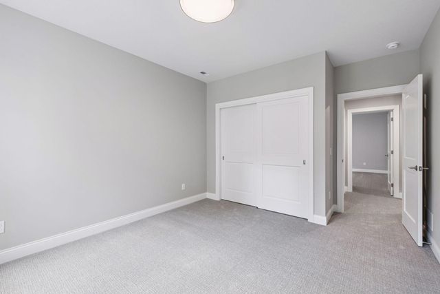 264 Wayzata Boulevard E, Wayzata, MN 55391