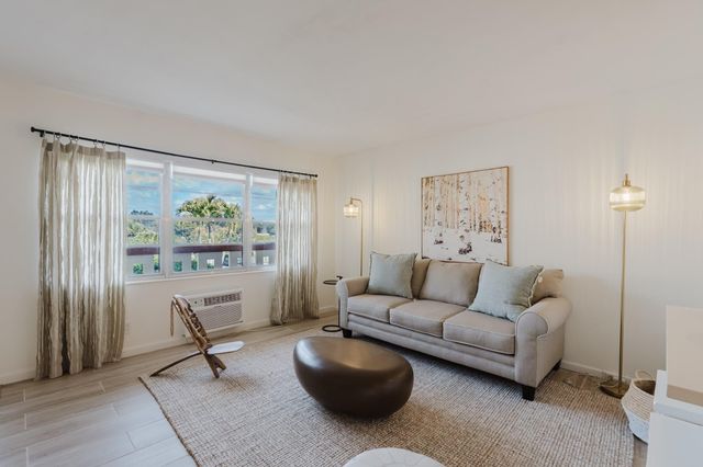 272 Preston Way 272, Boca Raton, FL 33434