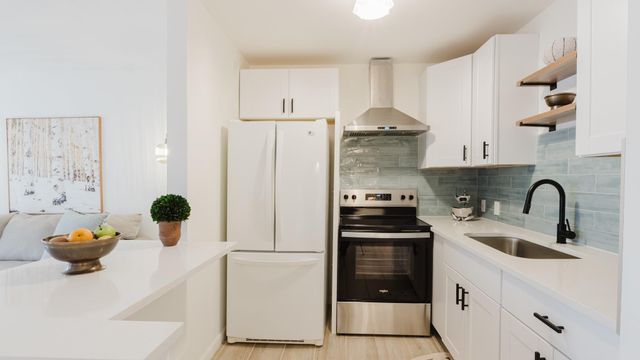 272 Preston Way 272, Boca Raton, FL 33434