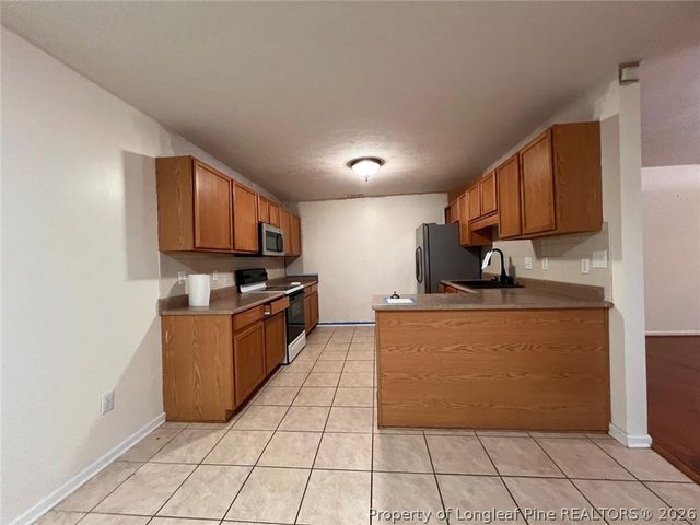 8241 English Saddle Drive, Fayetteville, NC 28314