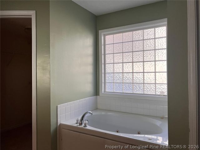 8241 English Saddle Drive, Fayetteville, NC 28314