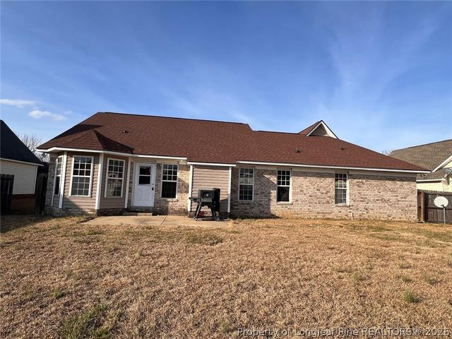 8241 English Saddle Drive, Fayetteville, NC 28314