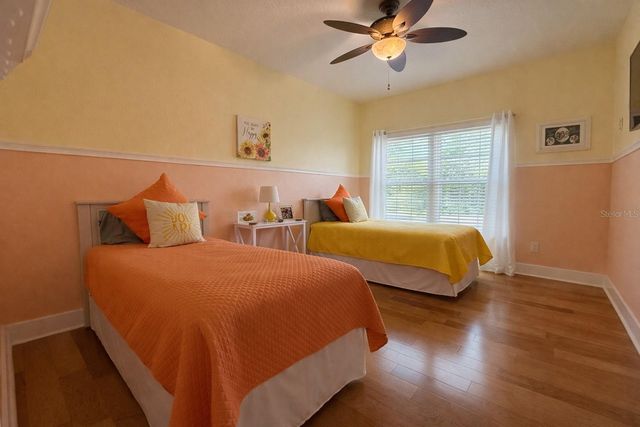 9654 CYPRESS PINE STREET, Orlando, FL 32827