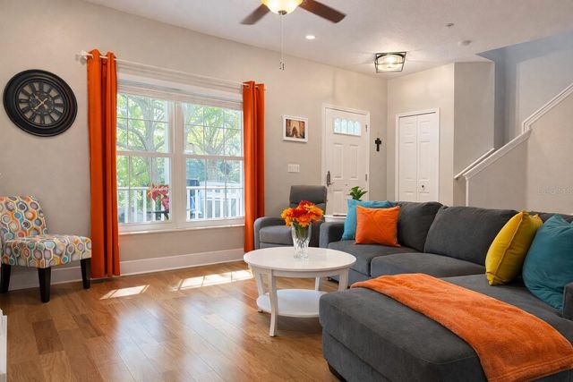 9654 CYPRESS PINE STREET, Orlando, FL 32827