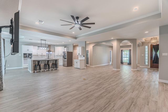 603 Airline Drive B, Conroe, TX 77301