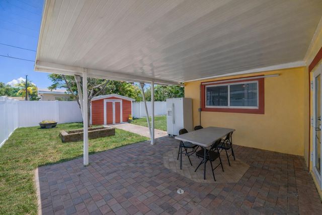 3730 NE 13th Terrace, Pompano Beach, FL 33064