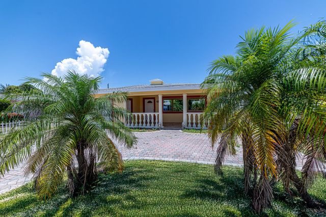 3730 NE 13th Terrace, Pompano Beach, FL 33064