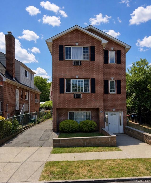 4129 Seton Avenue, Bronx, NY 10466