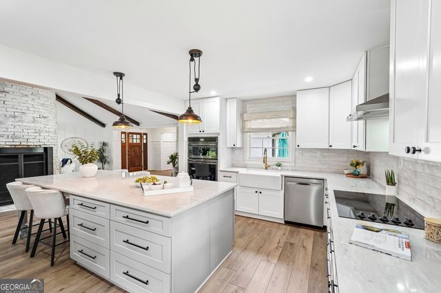1470 A J Land Road, Canton, GA 30115
