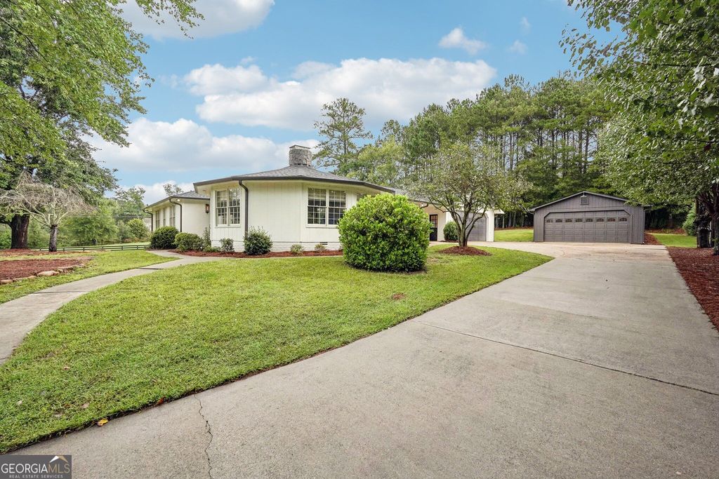 1470 A J Land Road, Canton, GA 30115 — photo 5