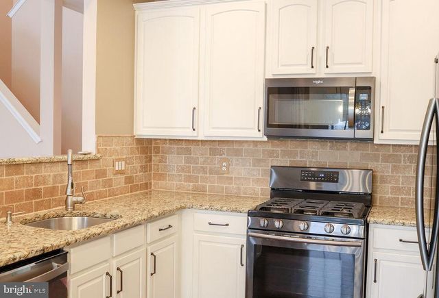 105 CYPRESS CT, Woodbury, NJ 08096