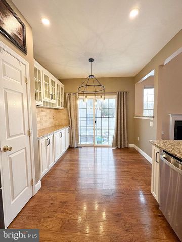 105 CYPRESS CT, Woodbury, NJ 08096