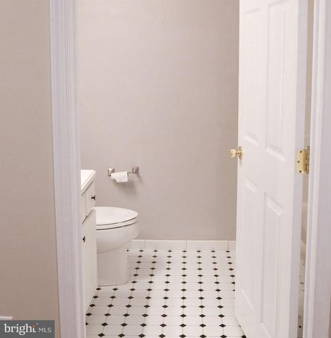 105 CYPRESS CT, Woodbury, NJ 08096