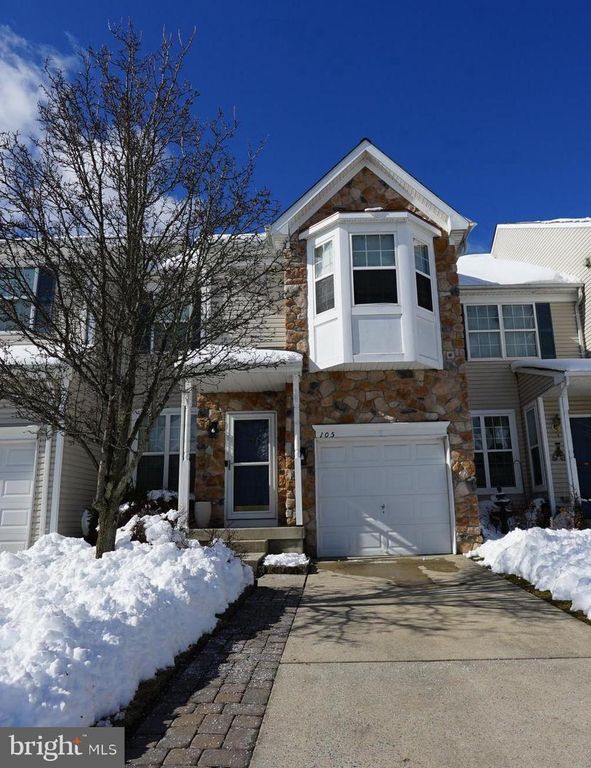 105 CYPRESS CT, Woodbury, NJ 08096