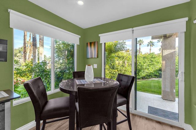 48590 Oakwood Way, Palm Desert, CA 92260