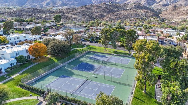 48590 Oakwood Way, Palm Desert, CA 92260