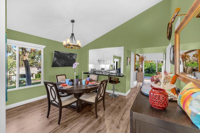 48590 Oakwood Way, Palm Desert, CA 92260