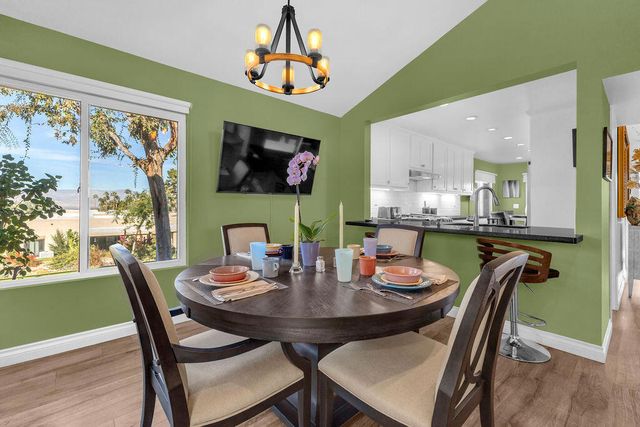 48590 Oakwood Way, Palm Desert, CA 92260