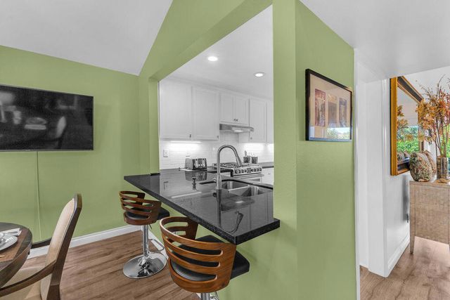 48590 Oakwood Way, Palm Desert, CA 92260