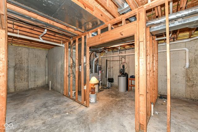 10661 Burning Ridge Lane, Fishers, IN 46037