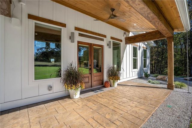 196 Frank Brown Road, Maysville, GA 30558