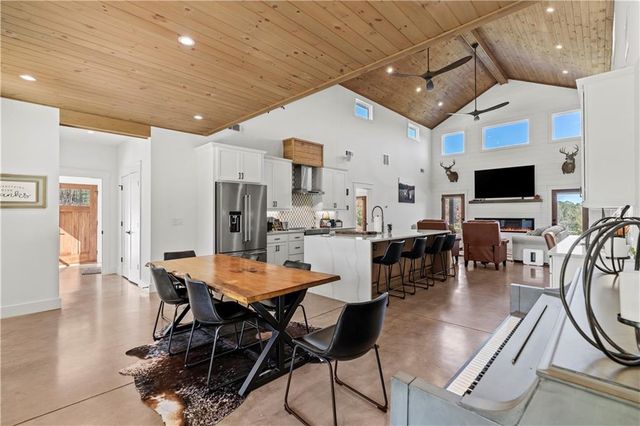 196 Frank Brown Road, Maysville, GA 30558