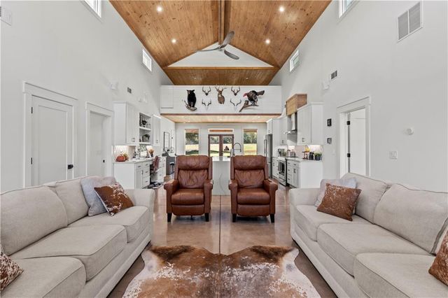 196 Frank Brown Road, Maysville, GA 30558