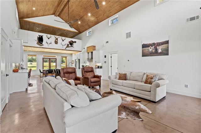 196 Frank Brown Road, Maysville, GA 30558