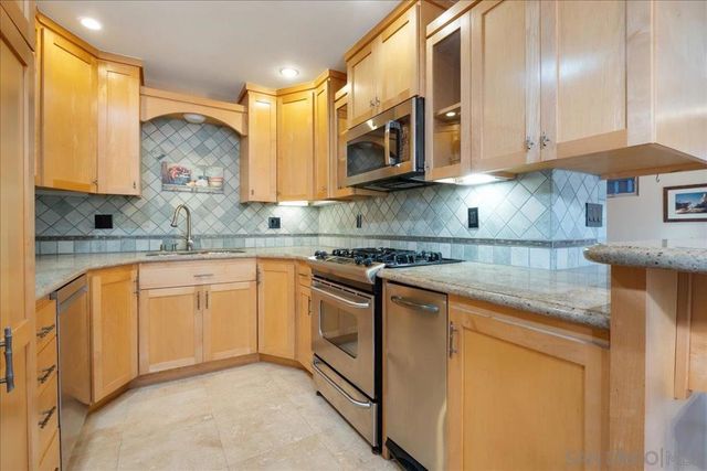 750 Island Court, San Diego, CA 92109