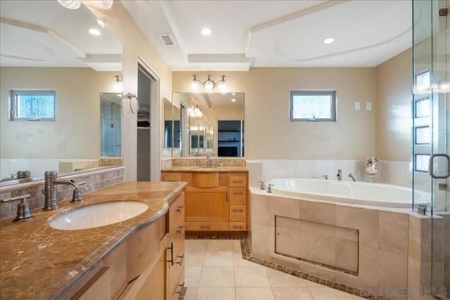 750 Island Court, San Diego, CA 92109