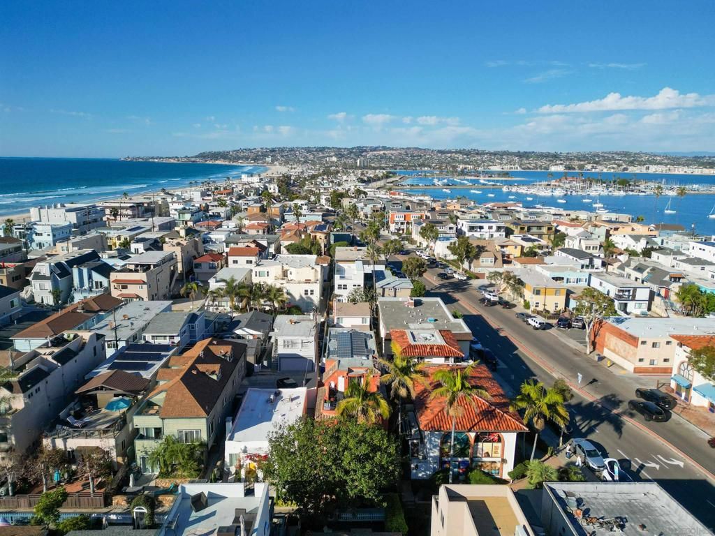 750 Island Court, San Diego, CA 92109