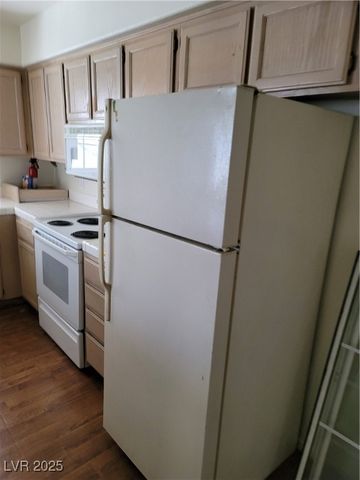 2725 South NELLIS Boulevard 1158, Las Vegas, NV 89121